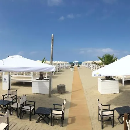 公寓 Teresita Wellness Club 维亚雷焦